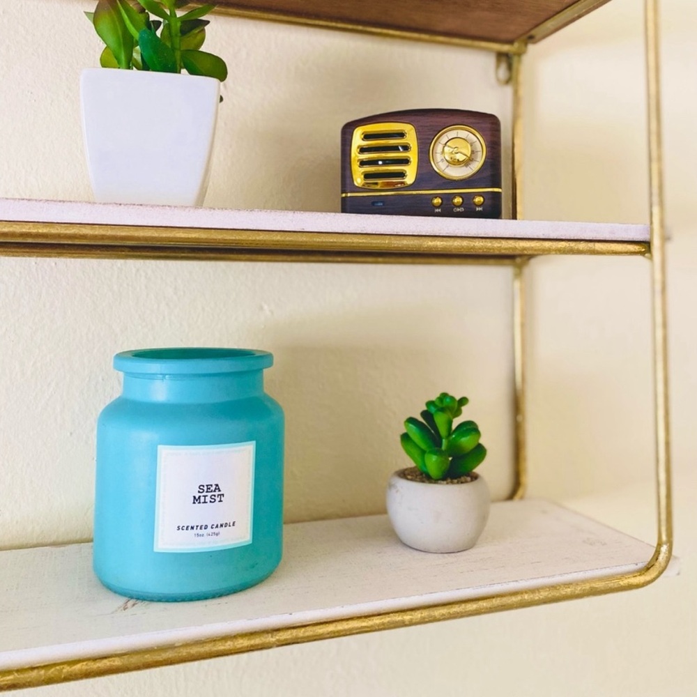Retro Bluetooth speaker with great sound quality
